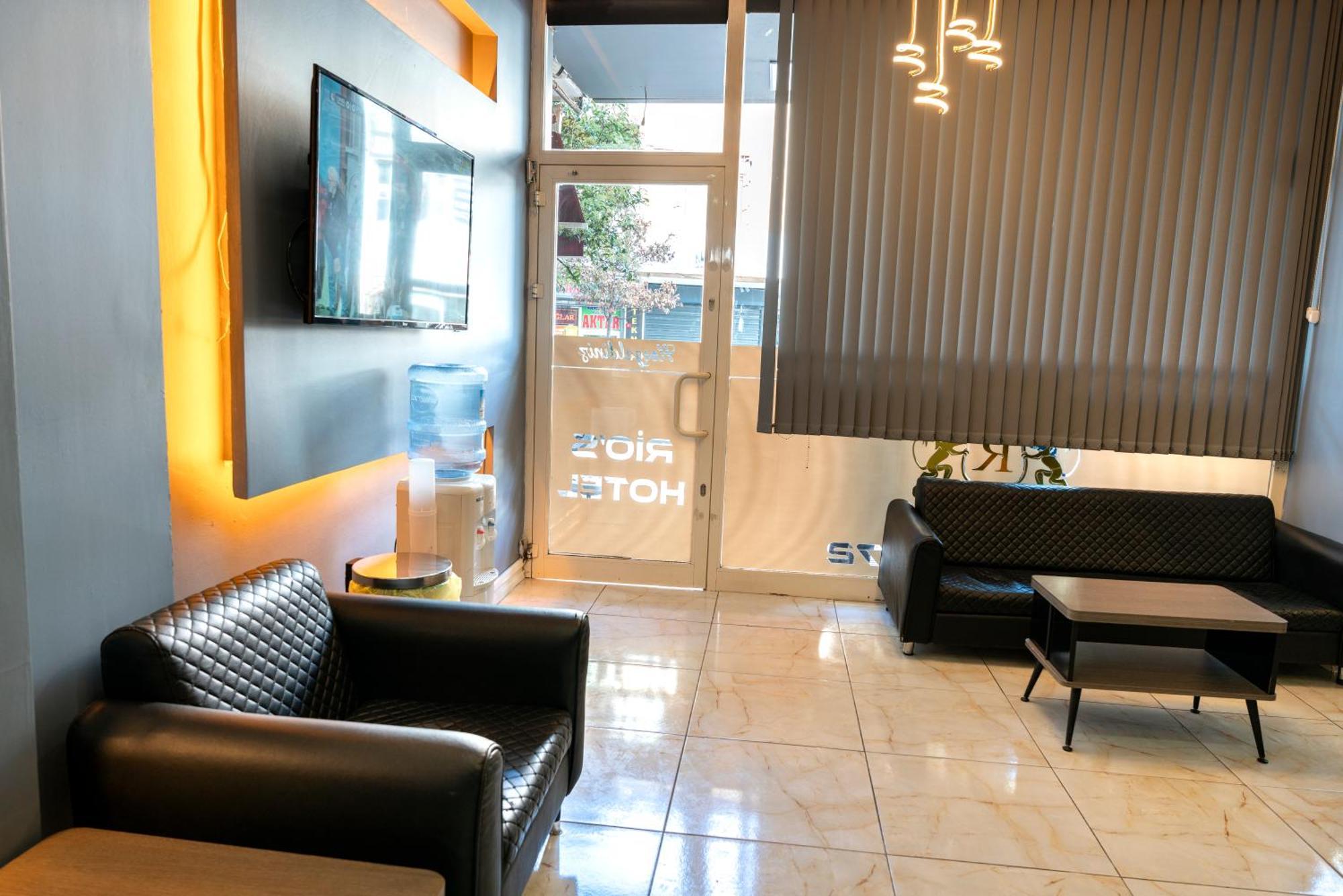 Hotel Rio's Airport 4*